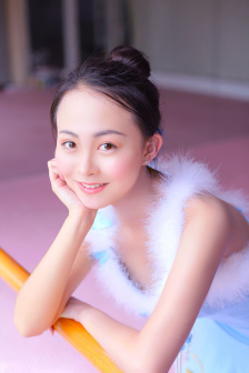 谢霆锋王菲宣布产子